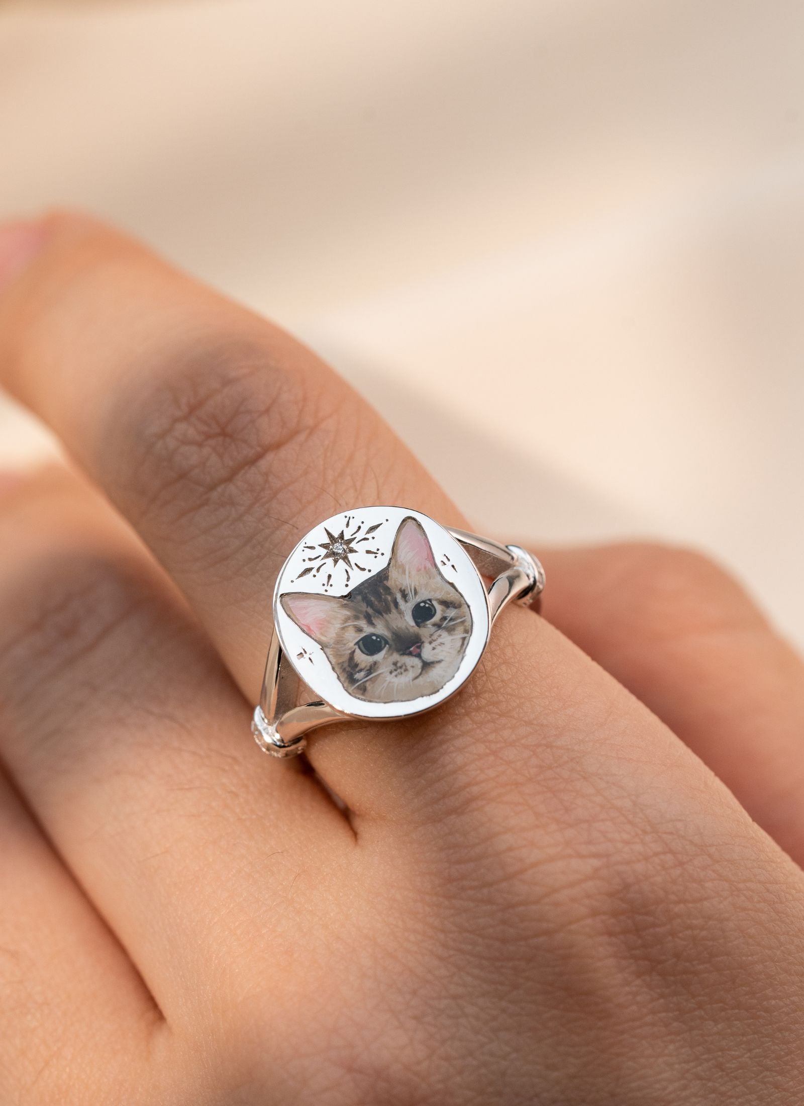 Hand-painted sterling silver cat memorial ring with custom portrait and engraving options